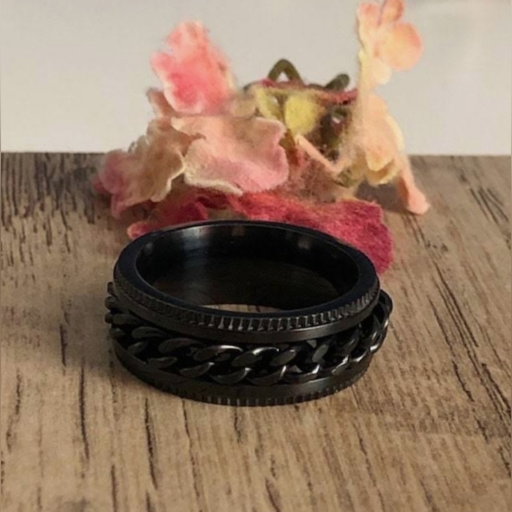 New, Classic black wedding band men's size 8 jewelry
